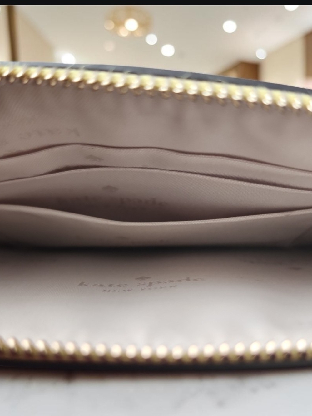 Kate Spade New York Lemon Yellow Saffiano Leather Wristlet NWOT - Picture 3 of 5